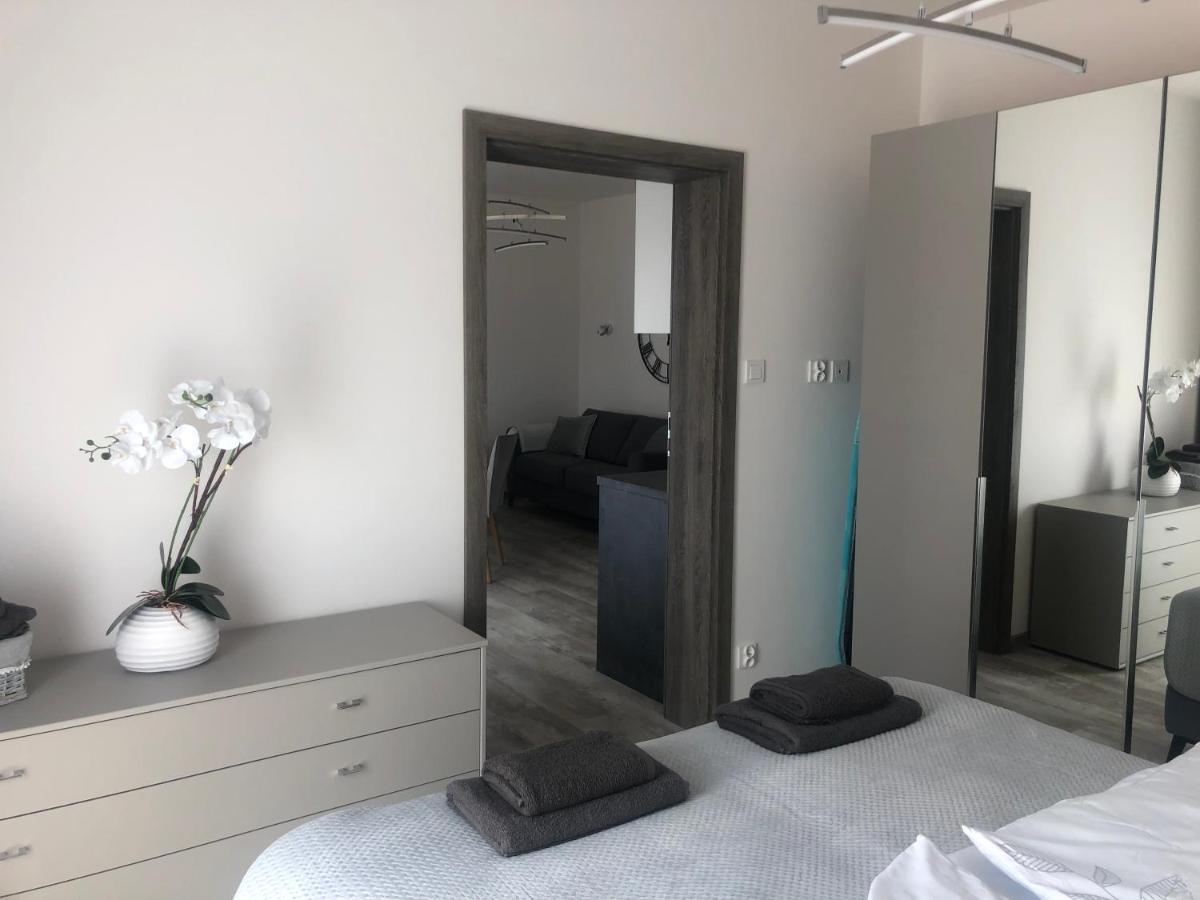 Apartament Lux Gray Basen, Spa Piec Morz Сяноженти Екстериор снимка